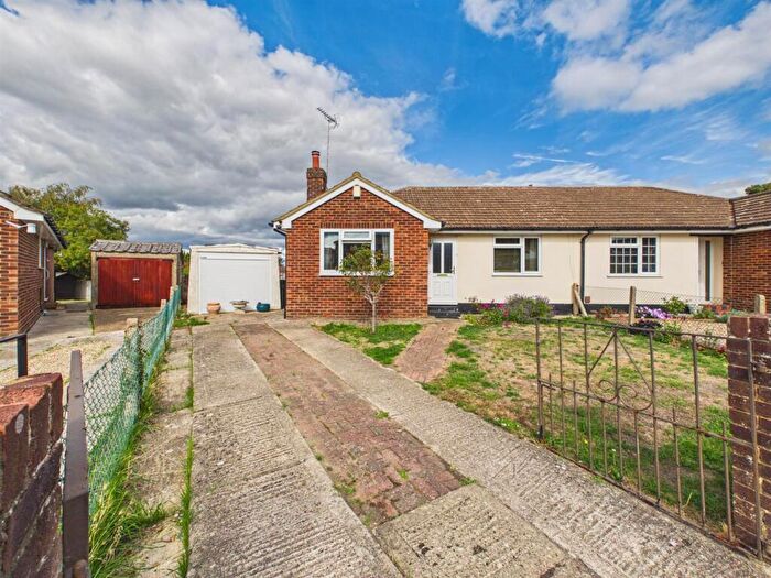 2 Bedroom Semi-Detached Bungalow For Sale In Pikeshaw Way, Tilehurst, Reading, RG31