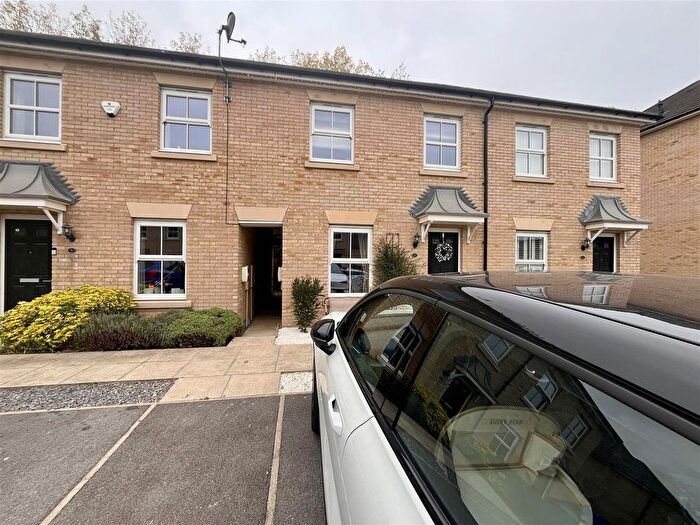 2 Bedroom Terraced House For Sale In Conisbrough Grove, Garforth, Leeds, LS25