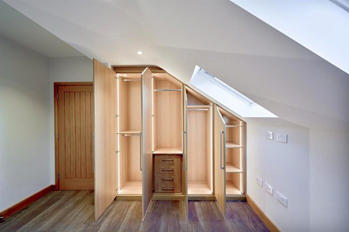 2 Bedroom Apartment To Rent In Lonsdale Square, Lonsdale Road, Harborne, Birmingham, B17