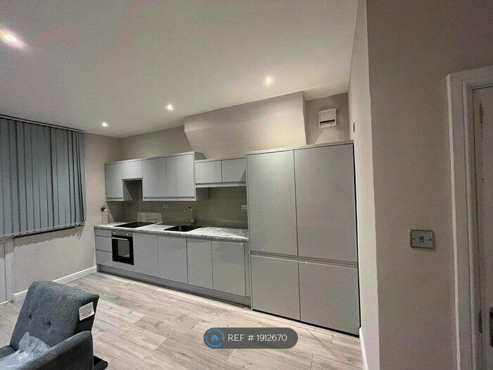 1 Bedroom Flat To Rent In London Road, Thornton Heath, CR7