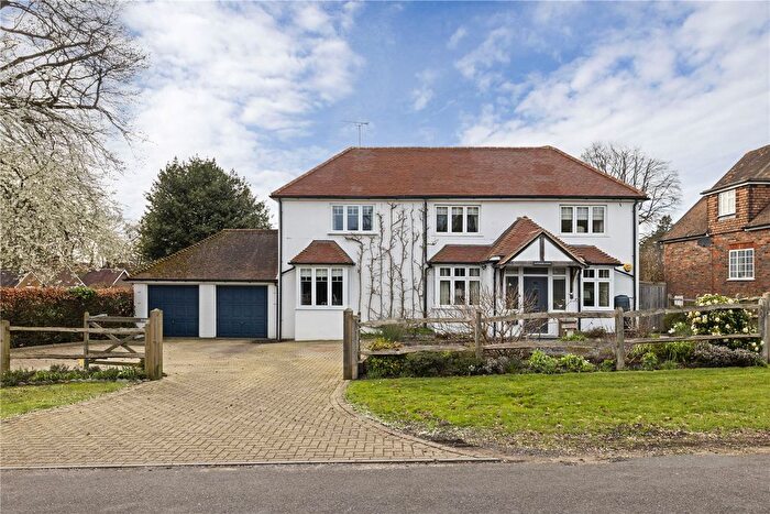 4 Bedroom Detached House For Sale In Old Haslemere Road, Haslemere, Surrey, GU27