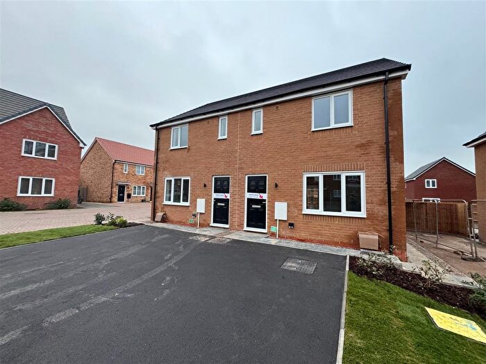 3 Bedroom Semi-Detached House To Rent In Eliot Gardens, Whitmore Place, Coventry, CV6