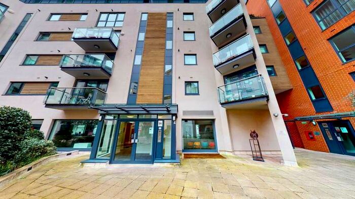 2 Bedroom Apartment To Rent In Clerkenwell Road, Clerkenwell, London, EC1M