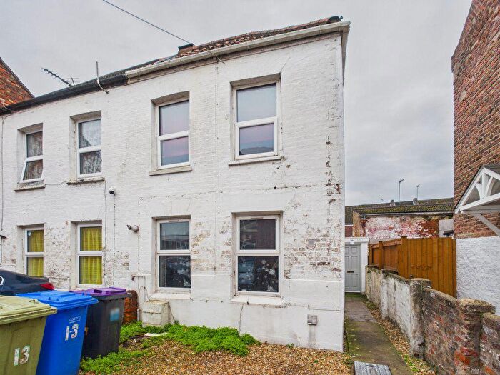 2 Bedroom Semi-Detached House To Rent In Grove Street, Boston, Lincolnshire, PE21