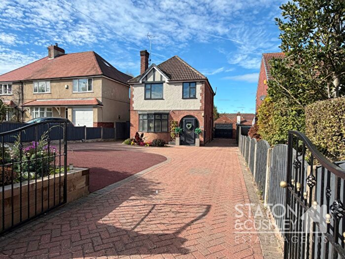 3 Bedroom Detached House For Sale In Kirkby Folly Road, Sutton-In-Ashfield, NG17
