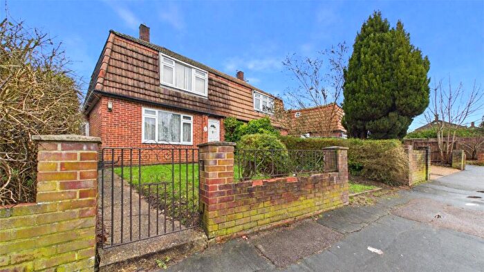3 Bedroom Semi Detached House For Sale In Upper College Ride, Camberley, Surrey, GU15
