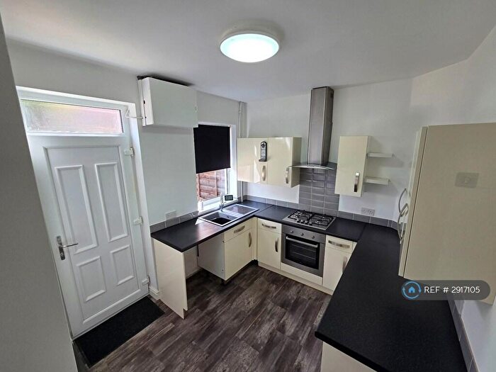 2 Bedroom Terraced House To Rent In Vaal St, Barnsley, S70