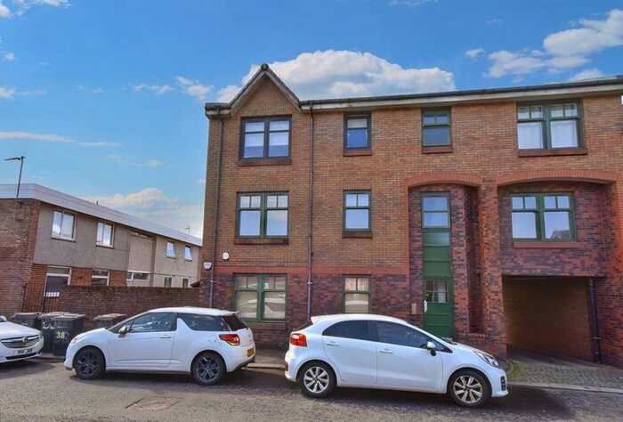 2 Bedroom Flat To Rent In Newtown Street, Kilsyth, G65