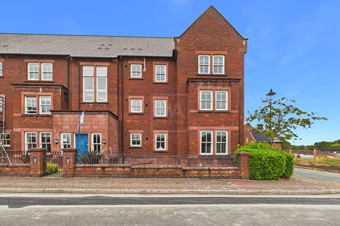 2 Bedroom Flat For Sale In Stansfield Drive, Grappenhall, WA4