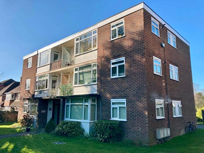 2 Bedroom Apartment To Rent In London Road, Redhill, RH1