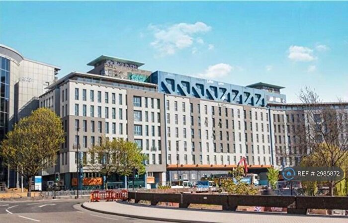 2 Bedroom Flat To Rent In Apartments, Bristol, BS1