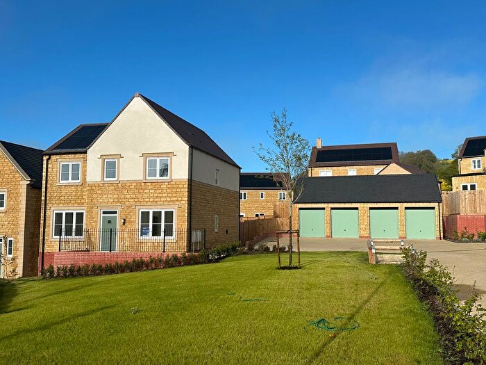 4 Bedroom Detached House For Sale In Foremarke Road, Winchcombe, GL54