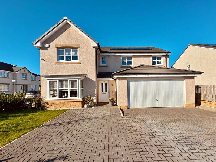 5 Bedroom Detached House For Sale In Tyndrum Crescent, Hamilton, ML3