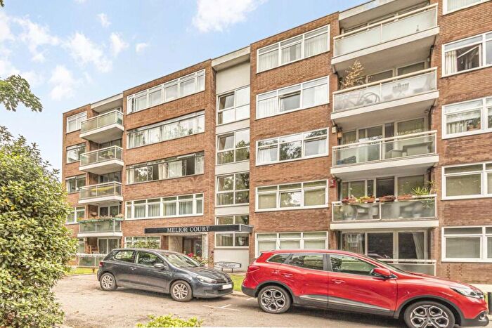 3 Bedroom Flat To Rent In Shepherds Hill, Highgate, N6