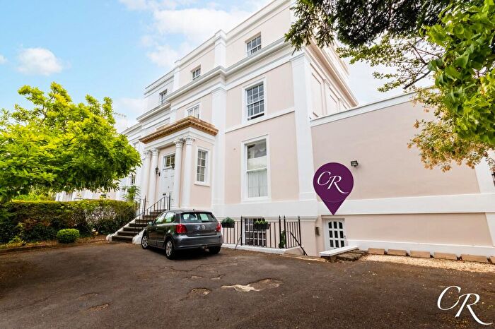 1 Bedroom Flat For Sale In Wellington Road, Cheltenham, GL52