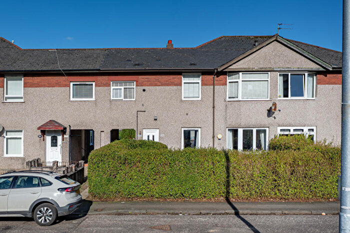 2 Bedroom Flat For Sale In Chirnside Road, Hillington, Glasgow, G52