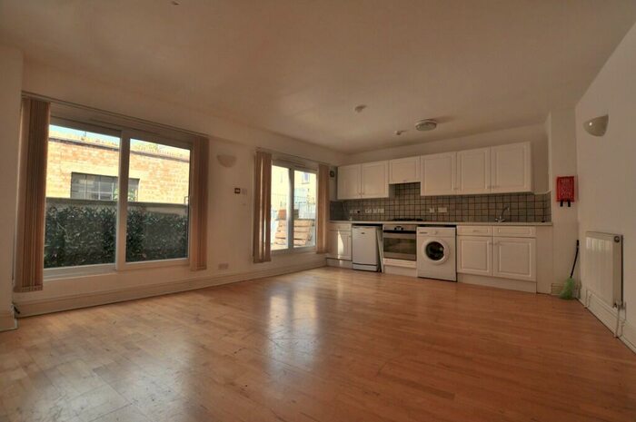 2 Bedroom Flat To Rent In Old Street, London, EC1