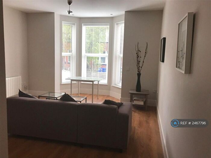 2 Bedroom Flat To Rent In Egerton Road, Manchester, M14