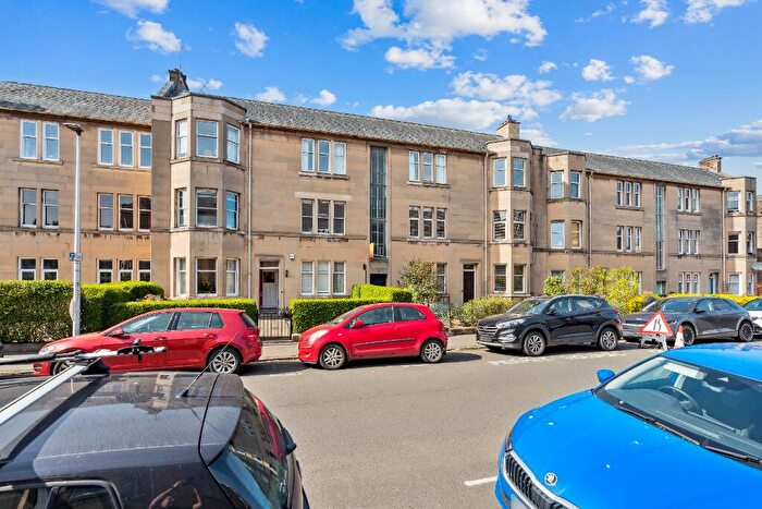 3 Bedroom Flat To Rent In Learmonth Avenue, Comely Bank, Edinburgh, EH4