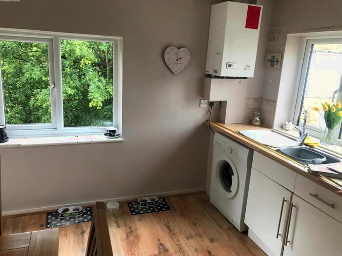 3 Bedroom Detached House To Rent In Upton Park Drive, Wirral, CH49