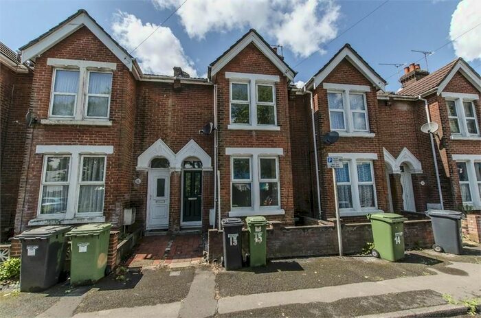 3 Bedroom Terraced House To Rent In Barton Road, Fair Oak, Eastleigh SO50