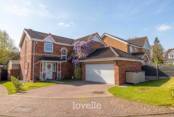 4 Bedroom Detached House For Sale In Cowslip Court, Healing, DN41