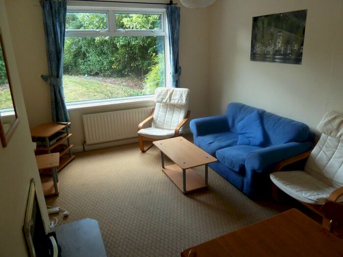 3 Bedroom Property To Rent In Quinton Road, Harborne, Birmingham, B17