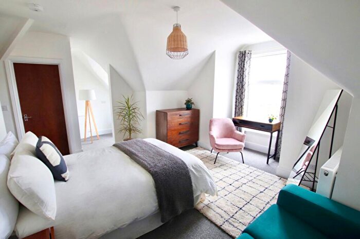 1 Bedroom Semi-Detached House To Rent In Alma Road, Southampton, SO14