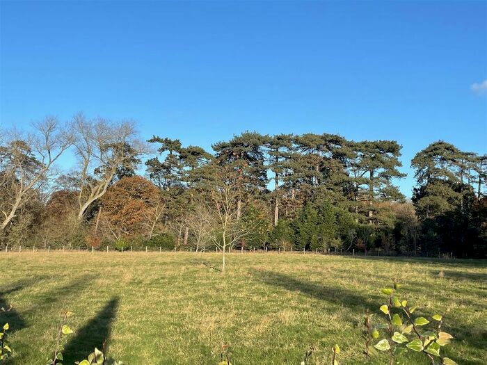 5 Bedroom Detached House For Sale In Benenden Road, Rolvenden, Cranbrook TN17