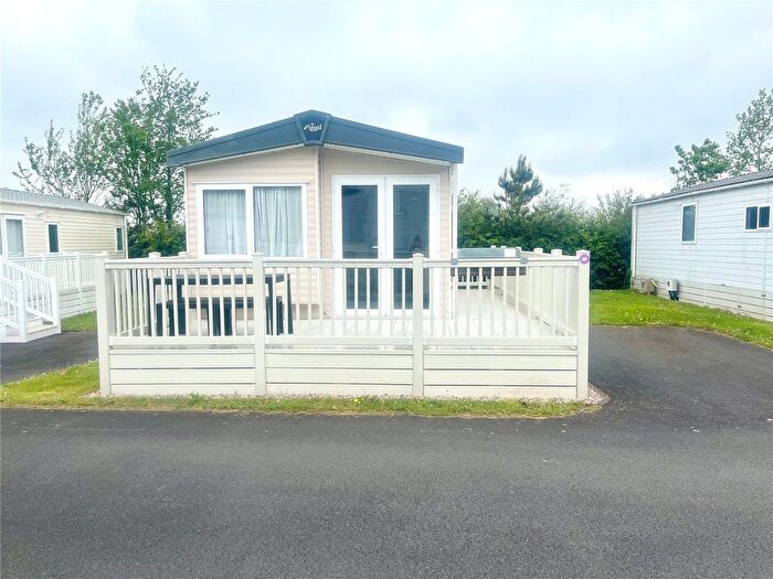 2 Bedroom Property For Sale In Piran Meadows, White Cross, Newquay, Cornwall, TR8