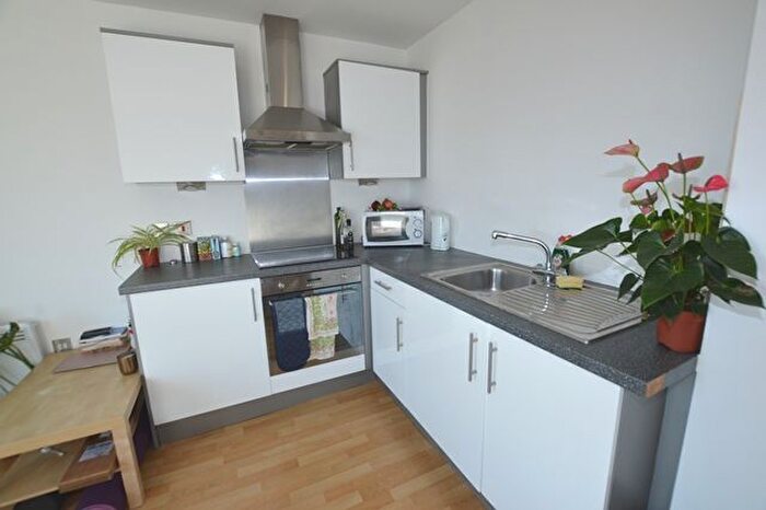 Property To Rent In Brewery Wharf, Leeds, LS10