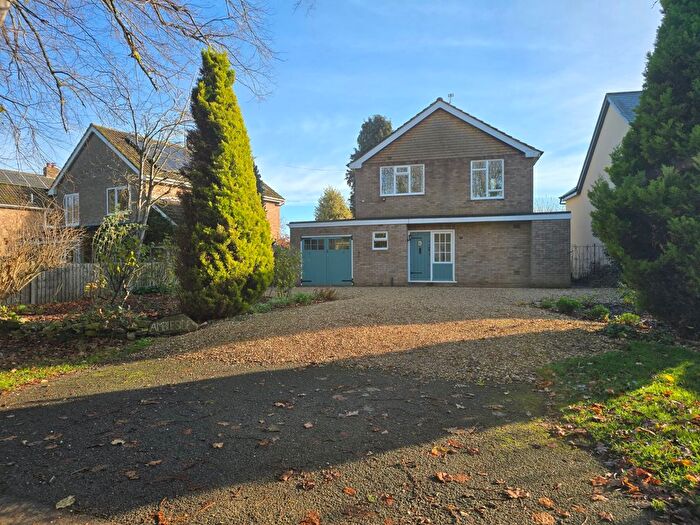 3 Bedroom Detached House For Sale In Guilsborough Road, Ravensthorpe, NN6