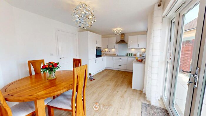 4 Bedroom Detached House For Sale In Valerian Close, New Rossington, Doncaster, DN11