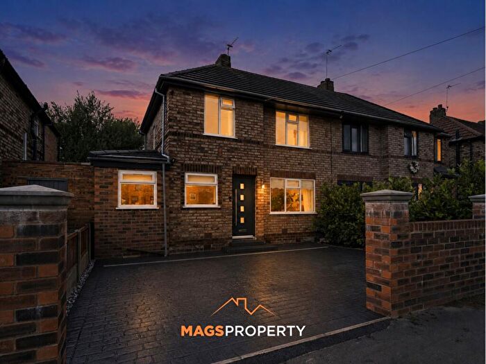 3 Bedroom Semi-Detached House For Sale In Faringdon Close, Liverpool, L25