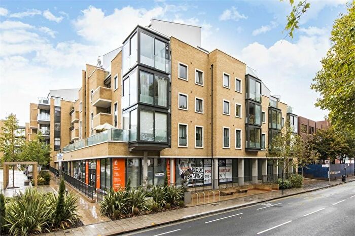 1 Bedroom Flat For Sale In Colmore House, Frazer Nash Close, Isleworth, TW7