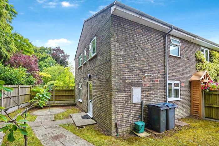2 Bedroom End Of Terrace House For Sale In Guilford Avenue, Whitfield, Dover, Kent, CT16
