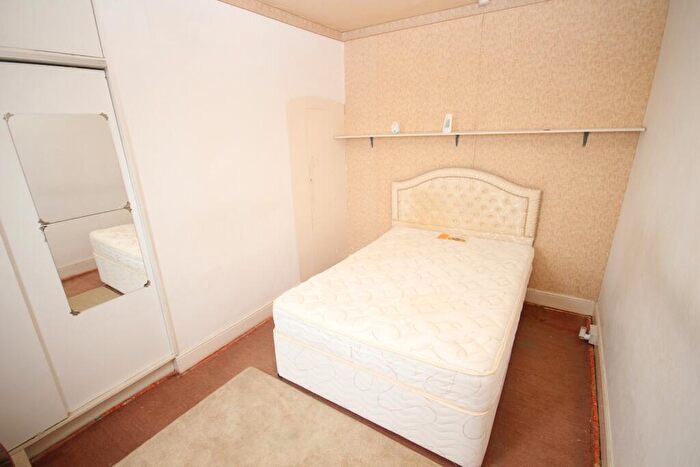 3 Bedroom Terraced House For Sale In Portland Street, Lincoln, Lincolnshire, LN5