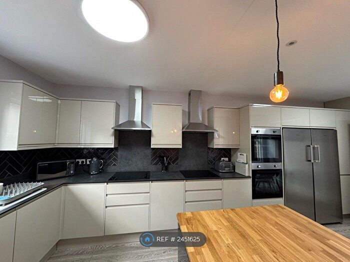 5 Bedroom Terraced House To Rent In Alfoxton Avenue, London, N15