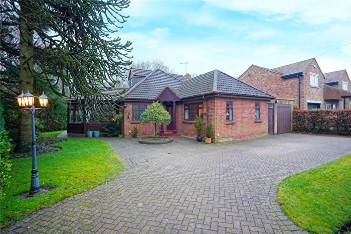 4 Bedroom Bungalow For Sale In Wood Lane, Wickersley, Rotherham, South Yorkshire, S66