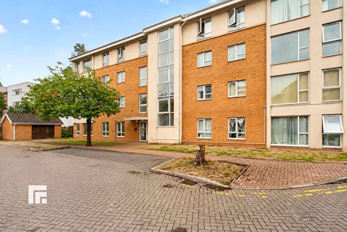 2 Bedroom Apartment For Sale In Reresby Court, Heol Glan Rheidol, Cardiff, CF10