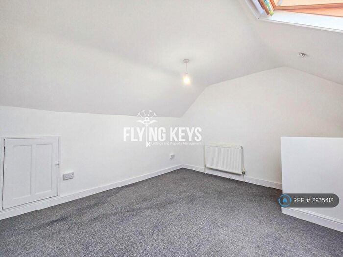 3 Bedroom Terraced House To Rent In Albert Street, Grantham, NG31