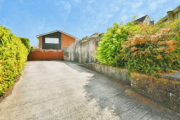3 Bedroom Detached House For Sale In St. Georges Road, Saltash, PL12
