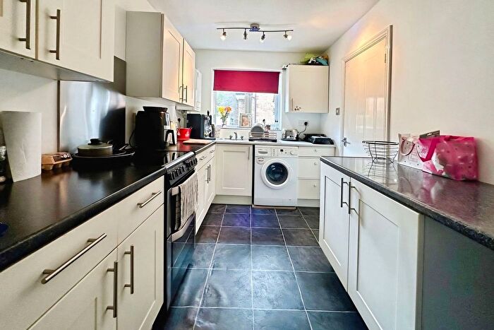 2 Bedroom End Of Terrace House For Sale In Bracklesham Close, Southampton, SO19