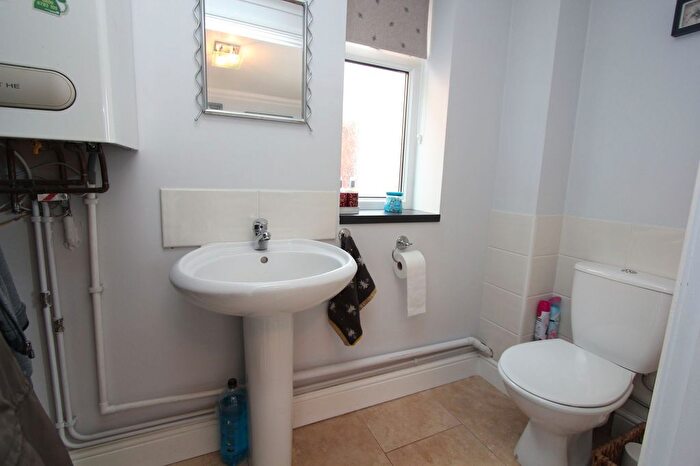 4 Bedroom Detached Bungalow For Sale In South View, Rhoose, CF62
