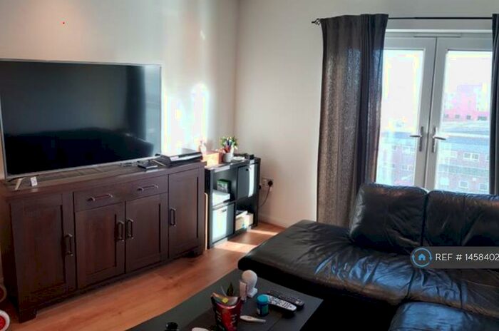 1 Bedroom Flat To Rent In West Central, Slough, SL2