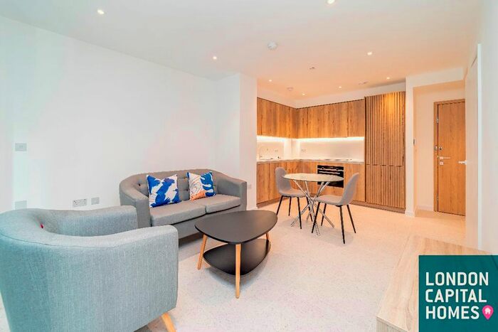 Studio To Rent In Tapestry Way, London, E1