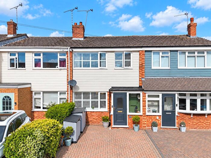 3 Bedroom Terraced House For Sale In Churchill Crescent, Stanford-Le-Hope, SS17