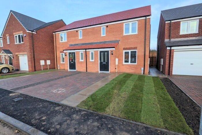 3 Bedroom Property To Rent In Leamside Way, Durham, DH6
