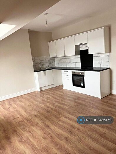 2 Bedroom Flat To Rent In Southport, Southport, PR9