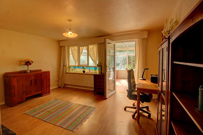 1 Bedroom Flat For Sale In Leopold Way, Blackburn, BB2